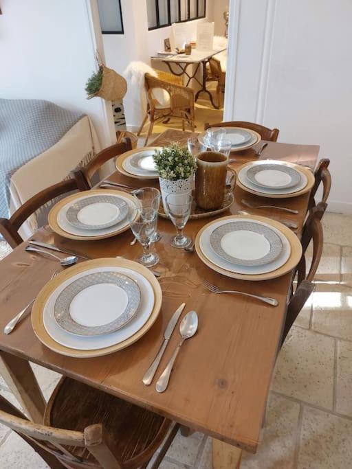 Chez Laurette - Charming Apartment In Historic Village Near Versailles Marly-le-Roi Eksteriør billede